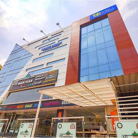 Fabhotel Aamantran & Banquet Halls - Nr Rtc X Roads Metro Station Hyderabad Eksteriør bilde