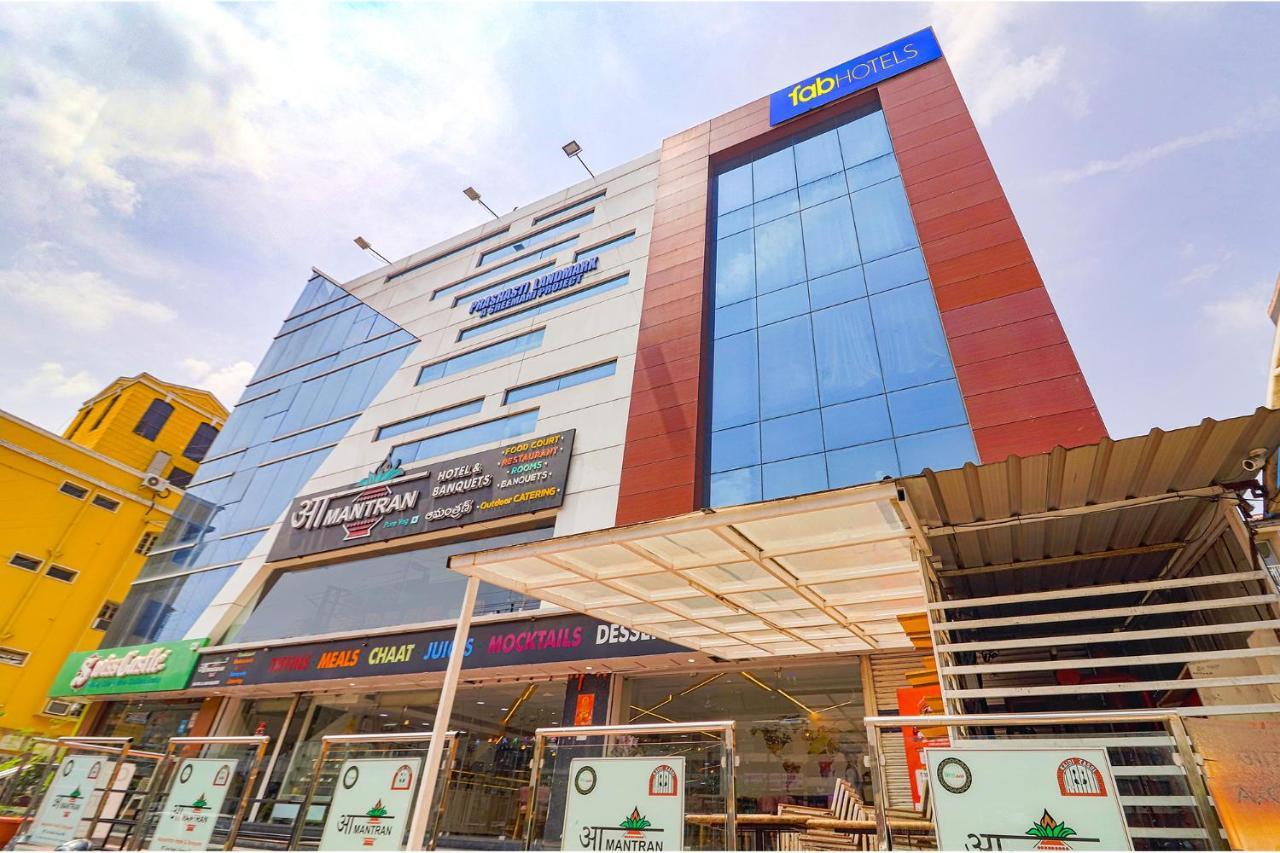 Fabhotel Aamantran & Banquet Halls - Nr Rtc X Roads Metro Station Hyderabad Eksteriør bilde